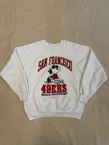 1980&#039;s Artex Snoopy Sweatshirt  ( XL size 105)
